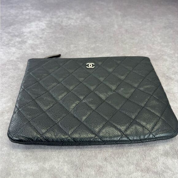 Chanel Black Classic Caviar Quilted O Case Leather Pouch - Picture 9 of 16